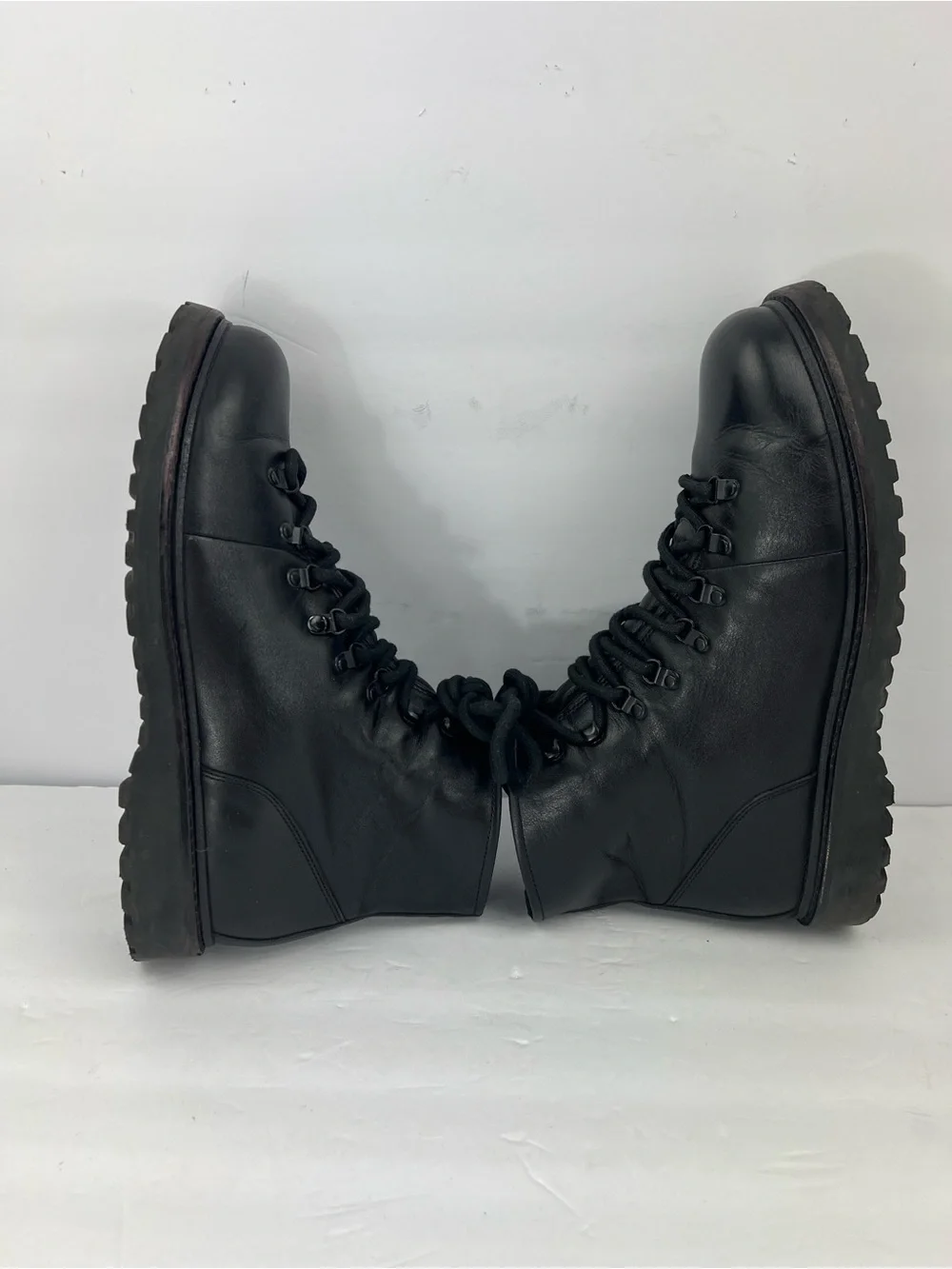 VINCE SAFI LACEUP BOOTS, BLACK UPPER LEATHER, SIZE US10, EU44